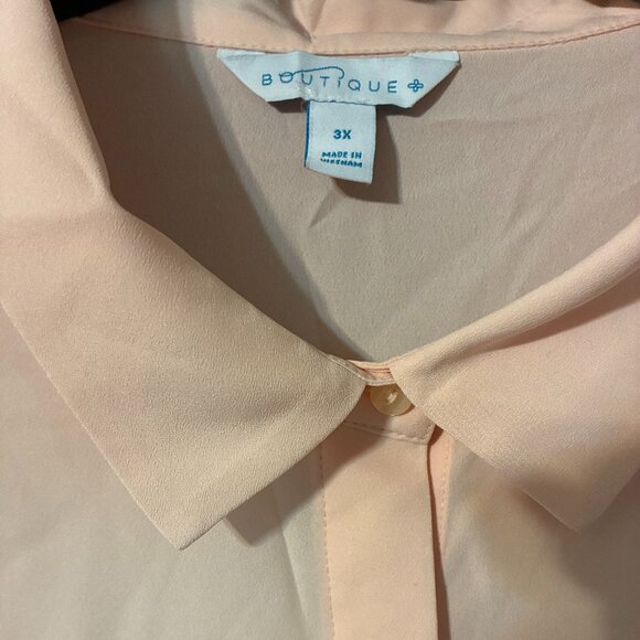 Boutique Peach Whip Button Up Top NWT - Picture 2 of 5